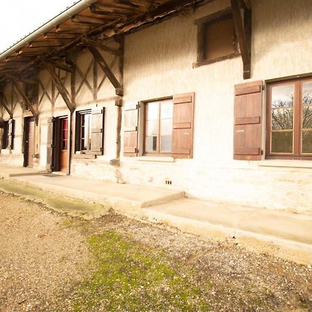 Ferme Bressane - 4 Chambres Saint-Etienne-du-Bois  Εξωτερικό φωτογραφία