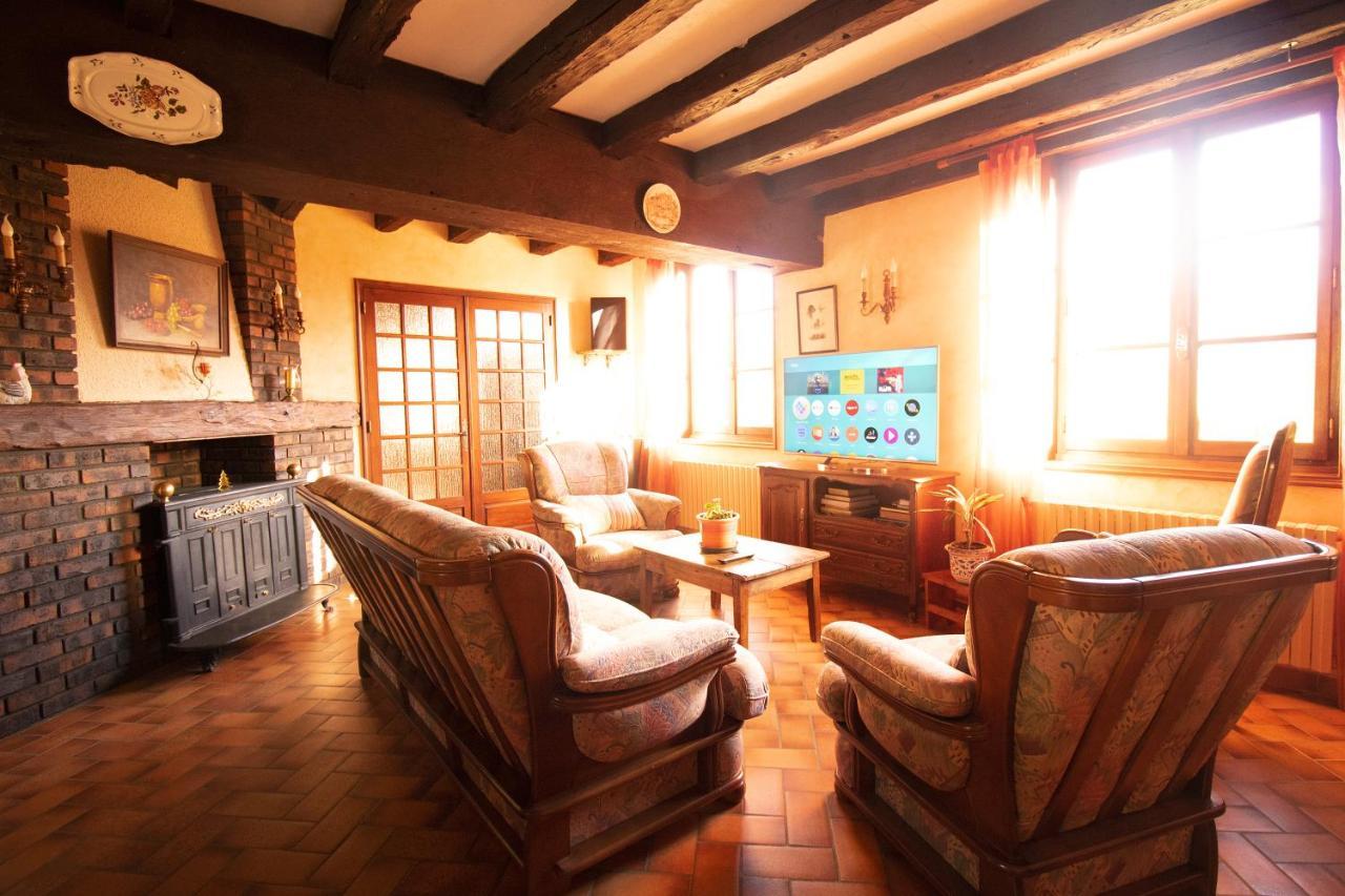 Ferme Bressane - 4 Chambres Saint-Etienne-du-Bois  Εξωτερικό φωτογραφία